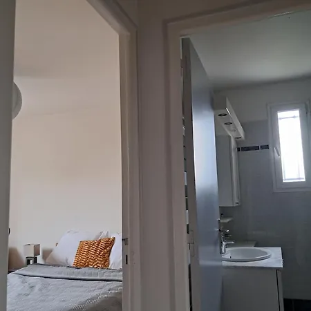 ベッド・アンド・ブレックファスト Independante 3*